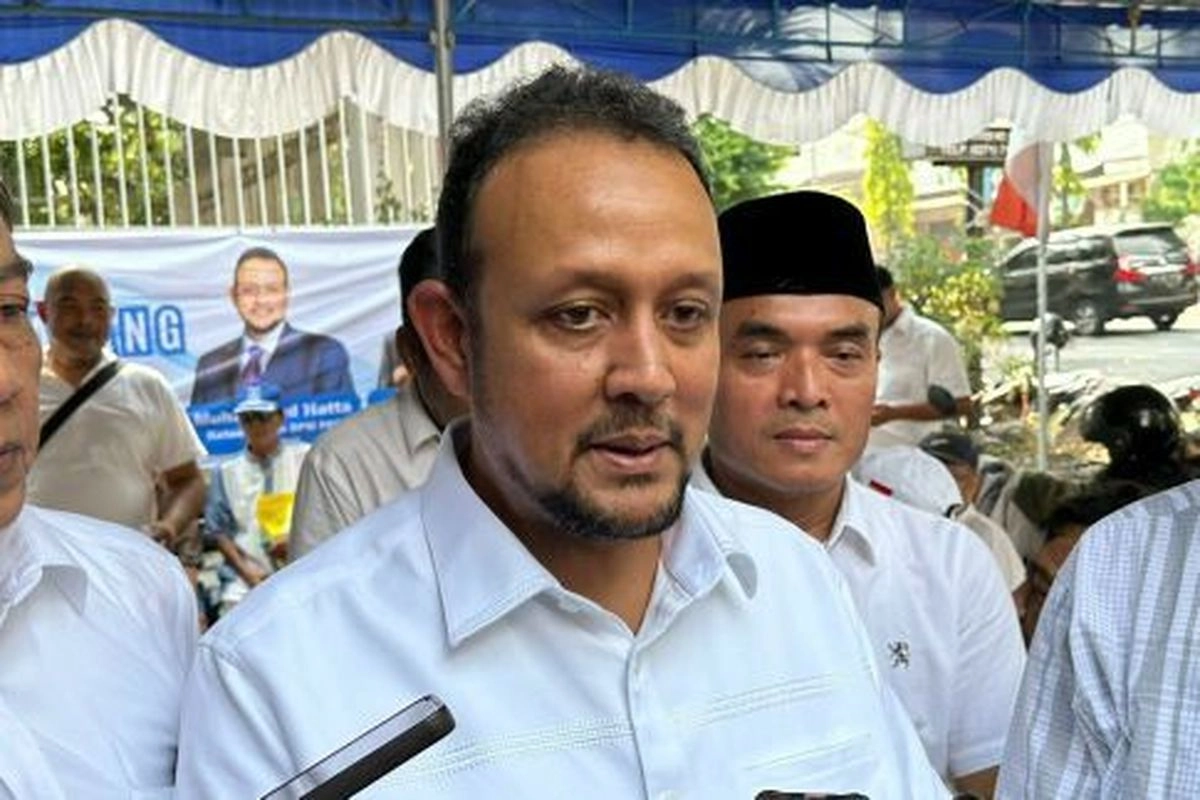 Sebut Gaji ''Coach'' Alter Ego Kenny Xepher Rp 5,8 Miliar, Anggota DPR: Kita Lewat