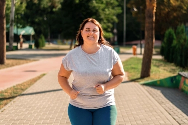 Strategi Diet yang Efektif Menurunkan Berat Badan di Usia 40-an Menurut Dokter