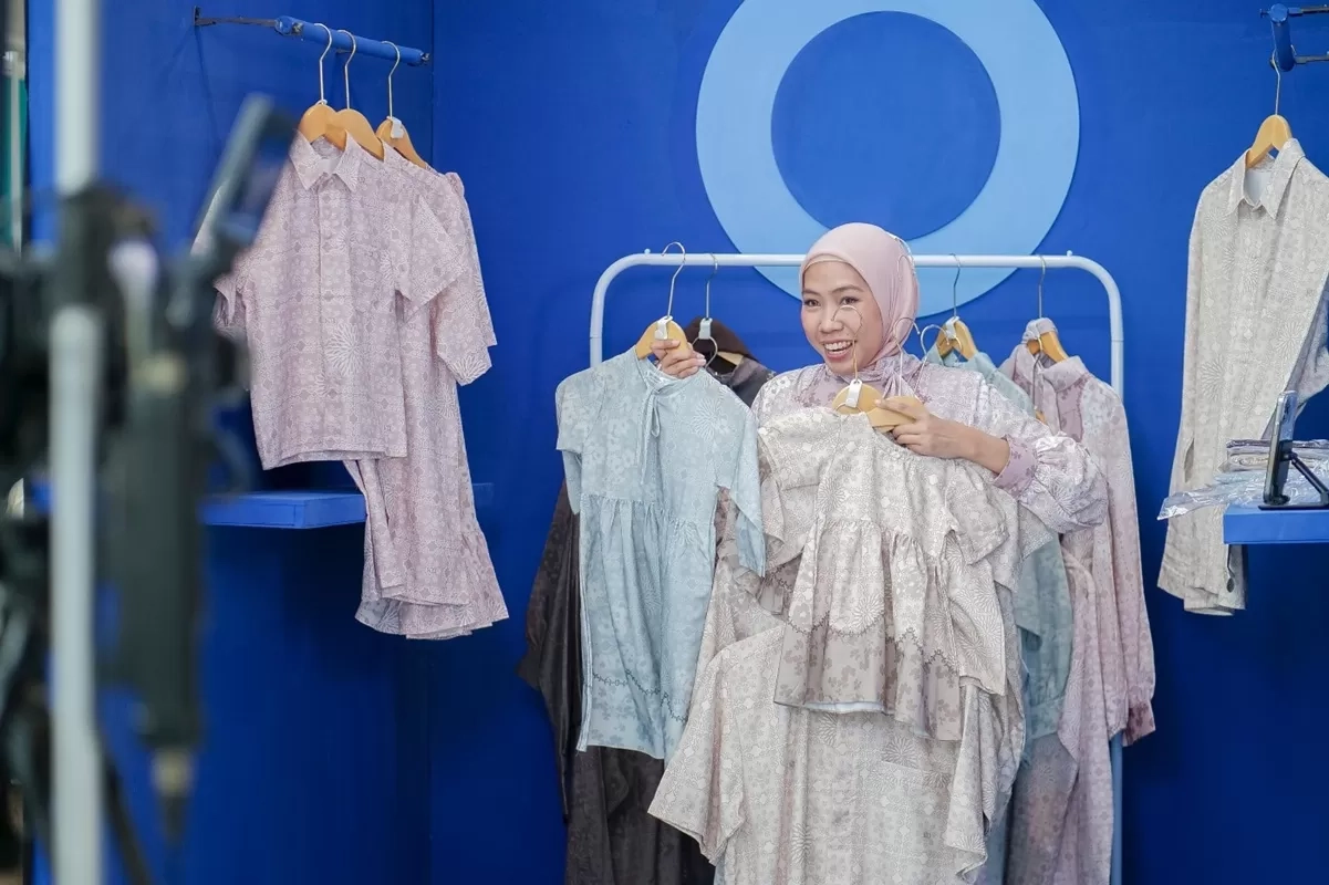 7 Tips Cari Tambahan Uang Jelang Ramadhan: Ibu-ibu Rumah Tangga Bisa Manfaatkan Live Shopping