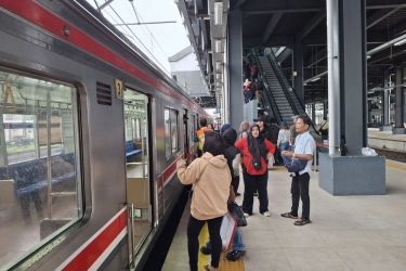 Sempat Dibatalkan, KRL Tanah Abang-Rangkasbitung Kembali Normal Hari Ini
