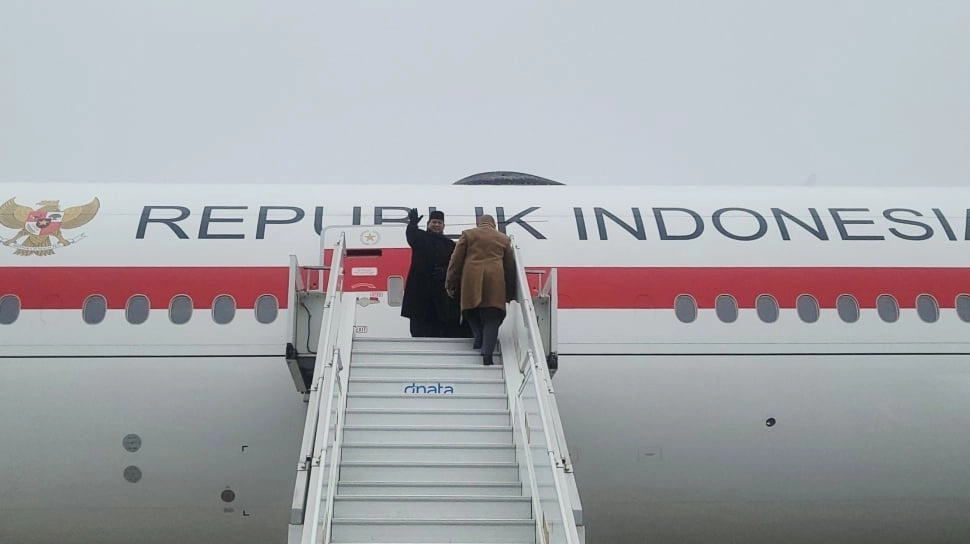 Tuntaskan Kunjungan di Swiss, Prabowo Lanjut Bertemu Macron di Paris