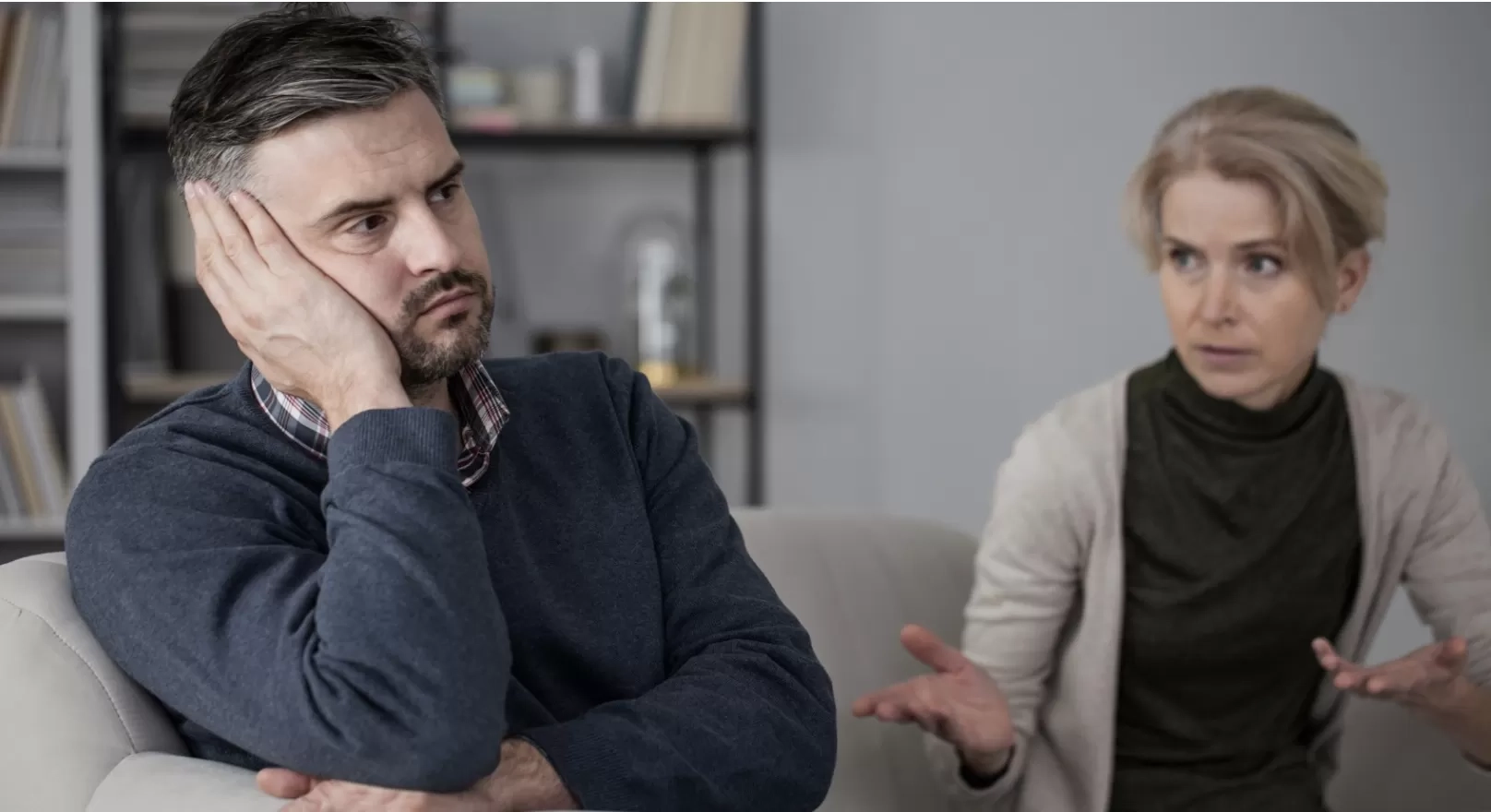 Jika Kamu Ingin Berhenti Berpikir Negatif dan Hidup Lebih Positif, Hilangkan 8 Perilaku Ini Menurut Psikologi