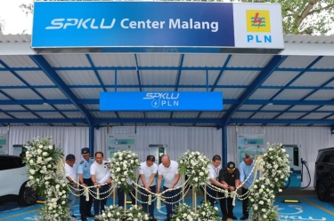 SPKLU Center PLN Hadir di Malang, Dilengkapi Charger 180 kW dan Fasilitas Lengkap