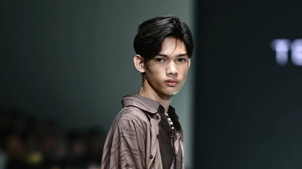 7 Fakta Menarik Mike Octavian: Dulu Manusia Silver Kini Jadi Model, Ada Turunan Belanda dari Kakek
