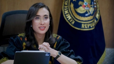 Bantah Kabar 'Disemprot' Komisi VII DPR, Menpar Widiyanti: Beritanya Agak Lucu, Kami Baik-baik Saja