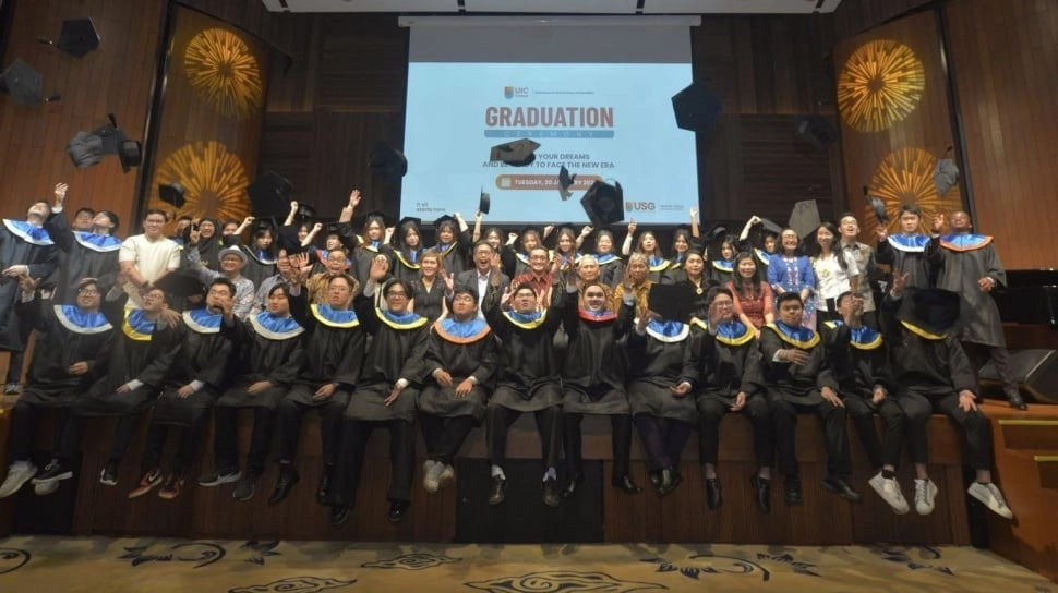 Bukan Sekadar Prestise: Inilah Alasan Sesungguhnya Pelajar Indonesia Serbu Studi ke Luar Negeri