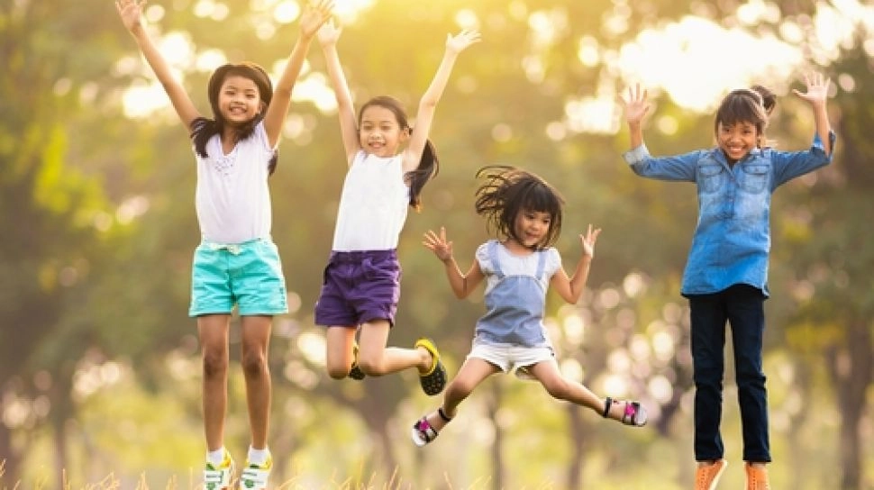 Rahasia Energi ''Anti-Loyo'' Anak Aktif: Lebih dari Sekadar Susu, Ini Soal Nutrisi yang Tepat!