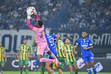 HT Skor Persib Vs PSBS 0-0: Maung Bandung Ciptakan Banyak Peluang, Kadu Tampil Apik