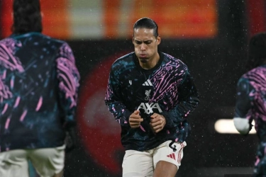 Liverpool Kalah, Virgil van Dijk Blunder dan Salahkan Angin