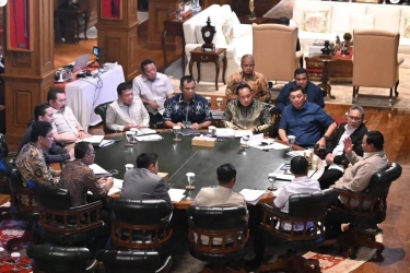 Prabowo Panggil Purbaya hingga Bahlil ke Hambalang, Bahas Apa?