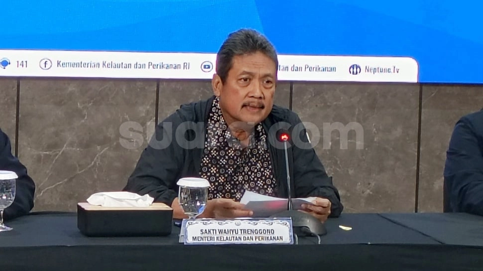 Detik-detik Menteri Trenggono Pingsan di Podium Upacara Duka, Langsung Dilarikan ke Ambulans