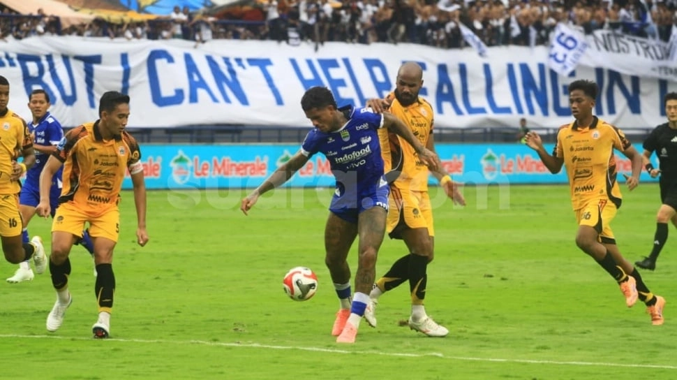 Jadwal TV dan Cara Nonton Link Streaming Persib Bandung vs PSBS Biak Malam Ini Pukul 19:00 WIB