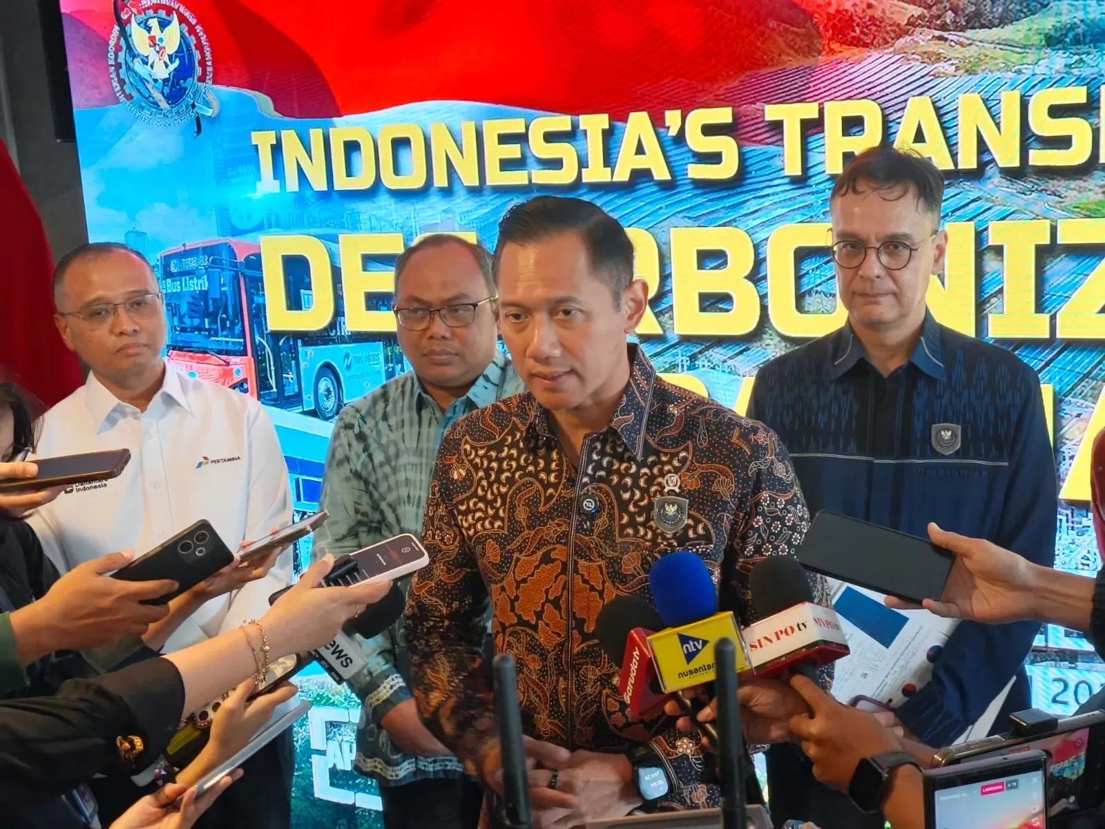 Menko AHY: Restrukturisasi Keuangan KCJB Jadi Penentu Kereta Cepat Jakarta-Surabaya