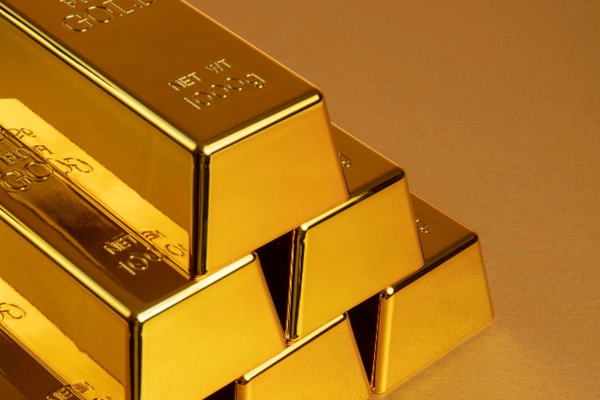 Emas Dunia Tembus 5.000 Dollar AS, Investor Berburu Aset Aman