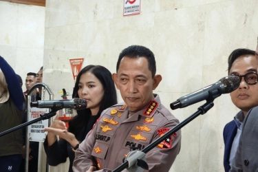 Kapolri Ungkap Adanya Tawaran Lewat WA: Mau Enggak Jadi Menteri Kepolisian?
