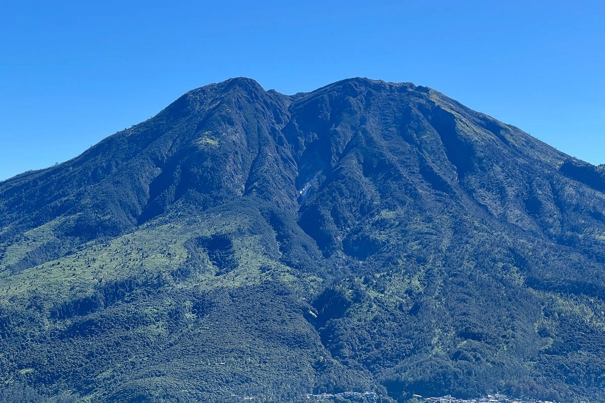 Sebab Pendakian Gunung Lawu via Karanganyar Ditutup Februari 2026