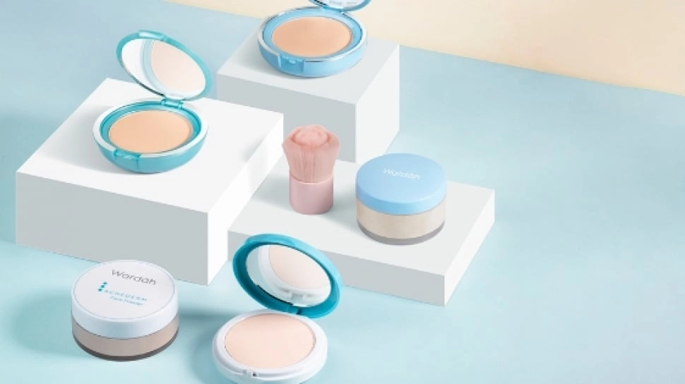 5 Bedak Wardah High Coverage untuk Flek Hitam Membandel Usia 55 Tahun