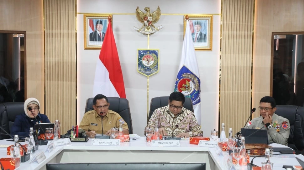 Kasatgas Tito Pimpin Rakor Pembahasan Bantuan Rumah dan Bantuan Sosial Pascabencana