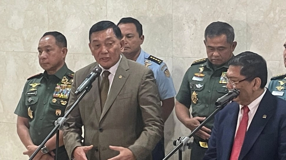 Seloroh di Rapat Komisi I, Utut Sebut Budisatrio Djiwandono Berpeluang Masuk Jajaran Pemerintah