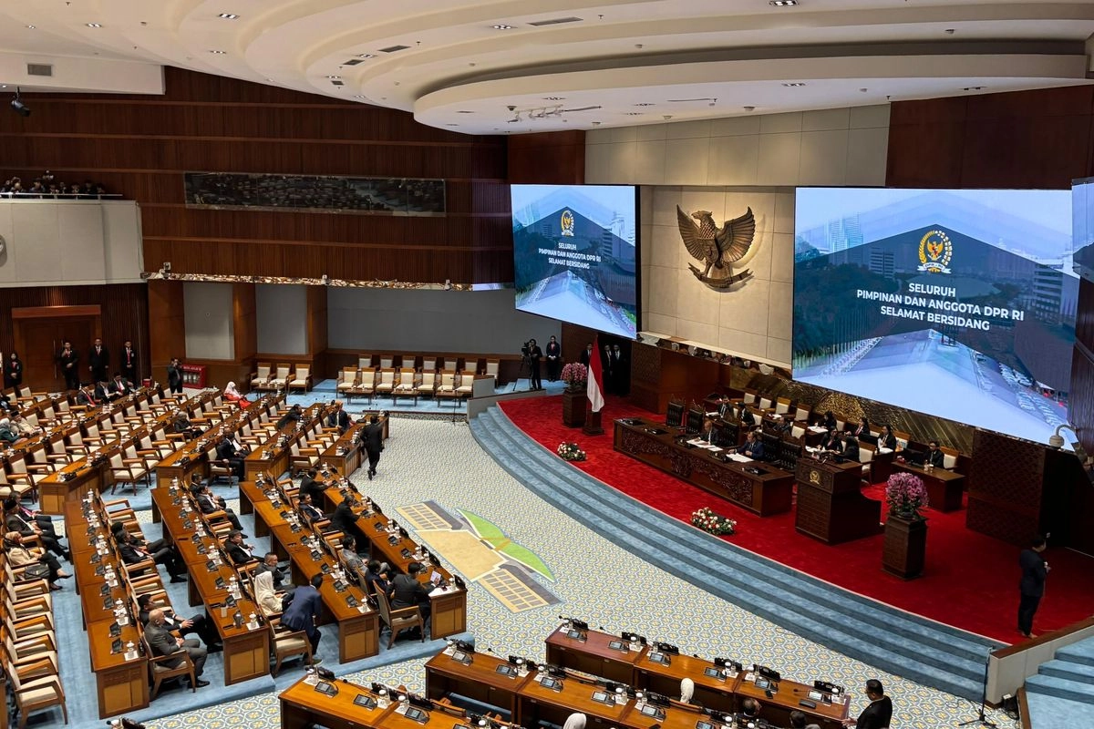 DPR Mentahkan Wacana Polri di Bawah Kementerian