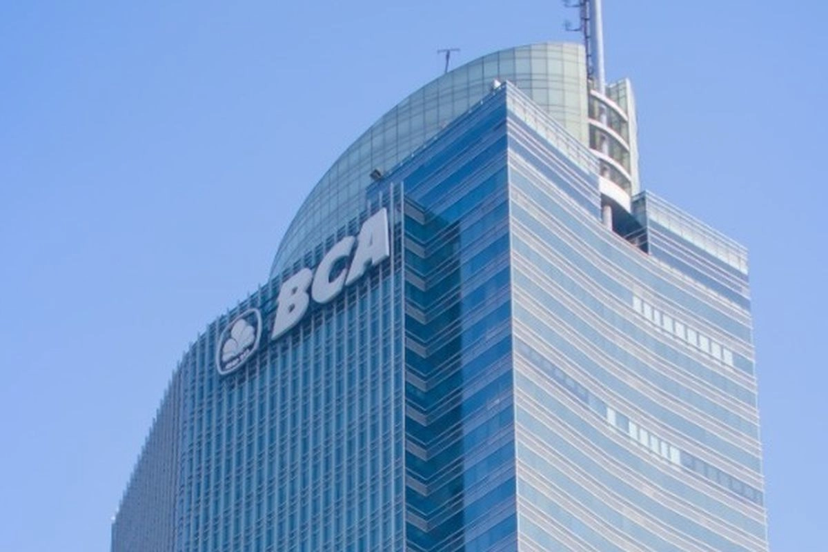 Koreksi Saham BBCA Dinilai Sementara, Analis Rekomendasi Serok di Level 7.000