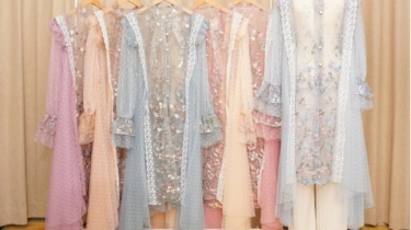 8 Rekomendasi Merk Baju Lebaran Murah Sesuai Trend 2026, Harga Rp100 Ribuan
