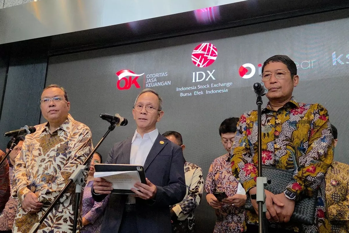 IHSG Ambrol dan Trading Halt Dua Hari, OJK Putuskan Ngantor di BEI Mulai Besok