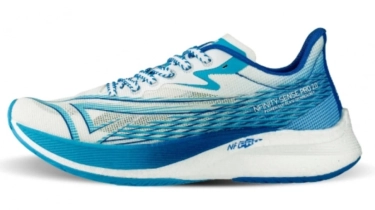 5 Sepatu Lari Lokal Carbon Plate 'Kembaran' Saucony Versi Lebih Murah