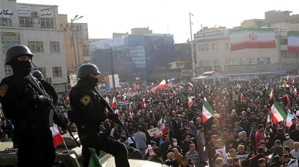 Ketegangan AS-Iran Meningkat, Komisi I DPR RI Desak Kemlu Siaga Lindungi WNI