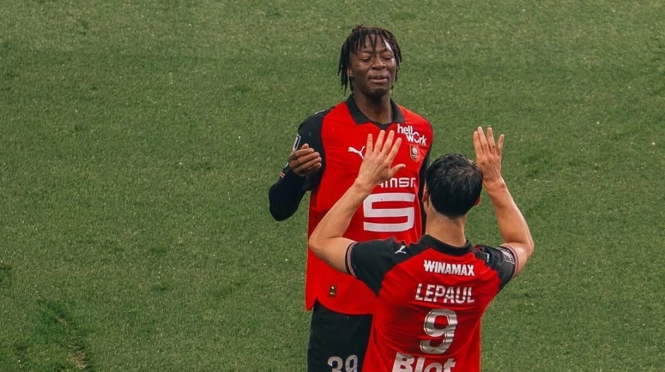 Manchester United Serius Kejar Kader Meite dari Rennes, Saling Sikut dengan Al Hilal