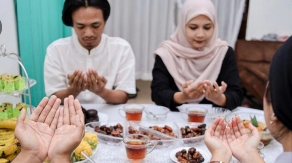 Niat Puasa Ganti Ramadan di Hari Kamis Lengkap dengan Keutamaannya