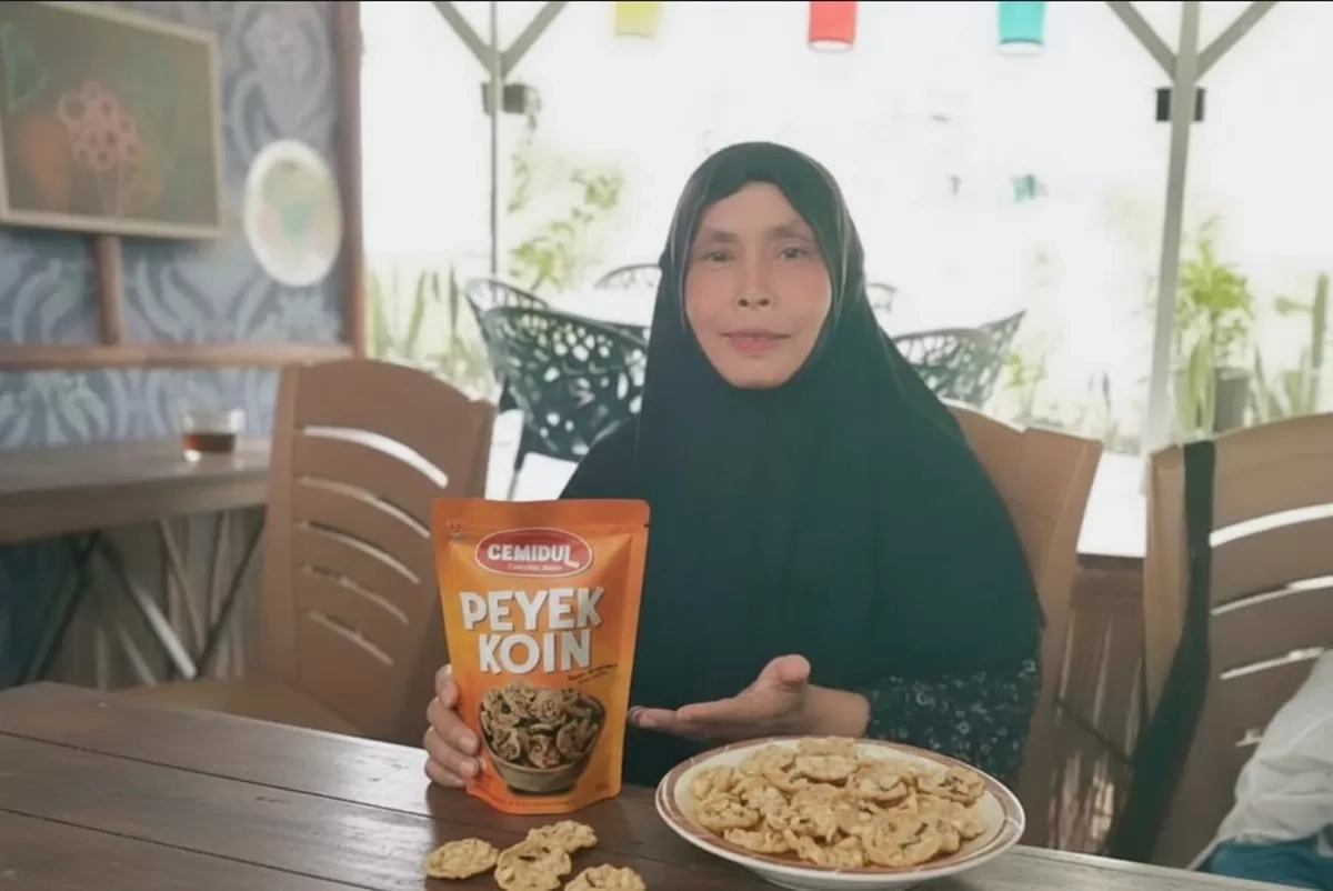 Satu Pertemuan Dengan Kakak Putih Biru yang Berdampak Perubahan Besar bagi Ibu Murni