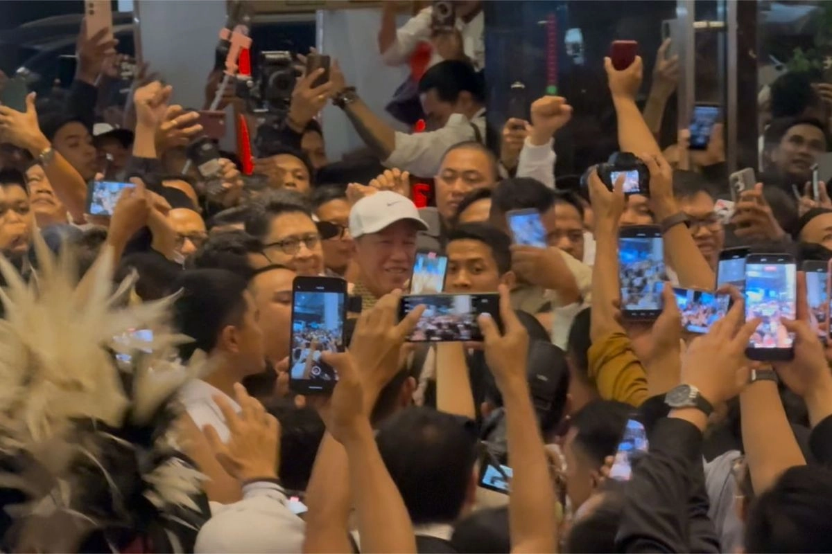 Massa PSI Sambut Jokowi di Makassar sambil Tirukan Suara Gajah: Hu Hu Hu!