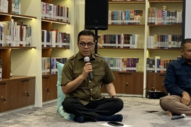 Wamenkomdigi Soroti Ringkasan AI Bikin Publik Tak Akses Sumber Berita