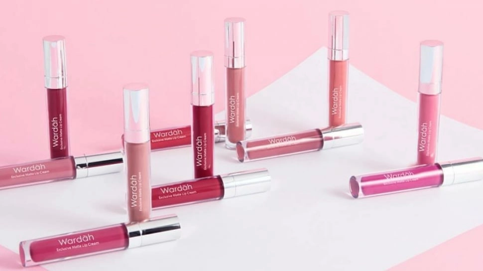 5 Lipstik Cair Wardah yang Ringan dan Anti Luntur untuk Usia 50 Tahun