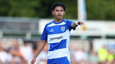 Cerita Pemain Keturunan Maluku yang Dijuluki The Next Frenkie de Jong, Latihan Sekolah Latihan