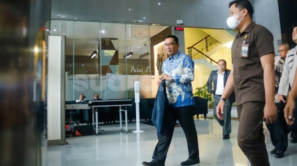 Kasus Korupsi Iklan Bank BJB, KPK Telusuri Komunikasi Ridwan Kamil dan Aliran Dana Miliaran