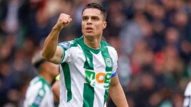 Persib Incar Joey Pelupessy? Bung Binder Bongkar Rahasia Transfer Mengejutkan Maung Bandung