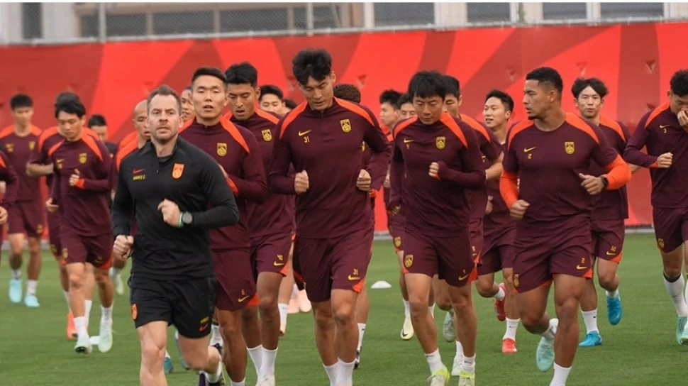 Skandal Sepak Bola China: Eks Everton dan 72 Pemain Dijatuhi Sanksi Seumur Hidup