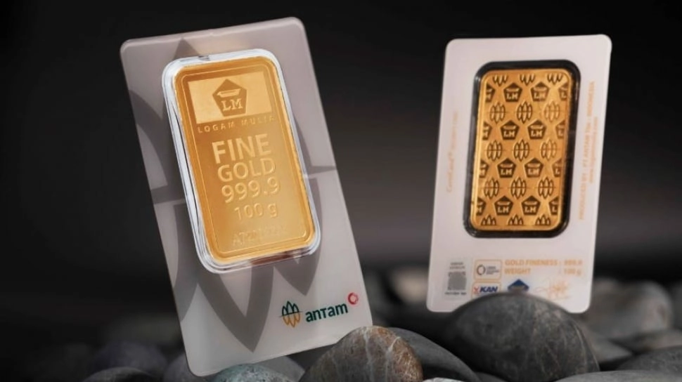 Harga Emas Antam Anjlok Dalam di Sabtu Pagi