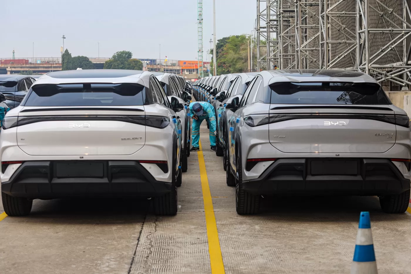 Sewa Mobil Listrik Buat Liburan Jadi Solusi Penghematan Biaya