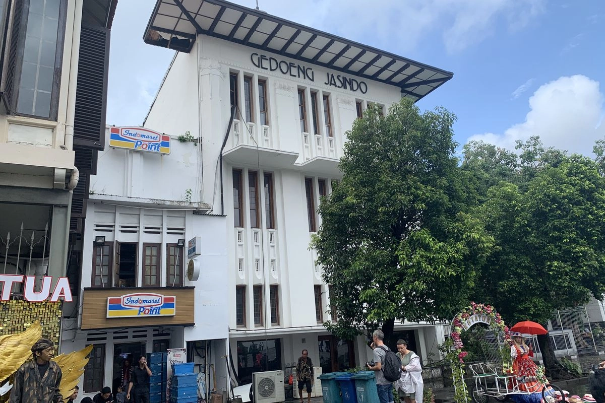 Usai Karst Citatah dan Kota Tua, Giliran Tangerang-Depok yang Jadi Lokasi Syuting Film Lisa Blackpink