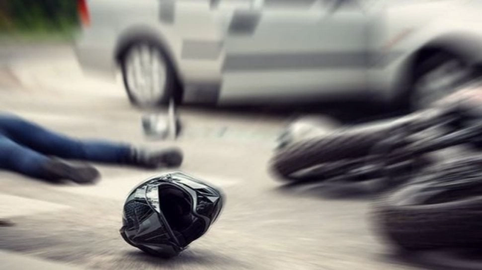 Kecelakaan Beruntun di Rawa Buaya: Truk Kontainer Tabrak Motor dan Mobil, Dua Terluka