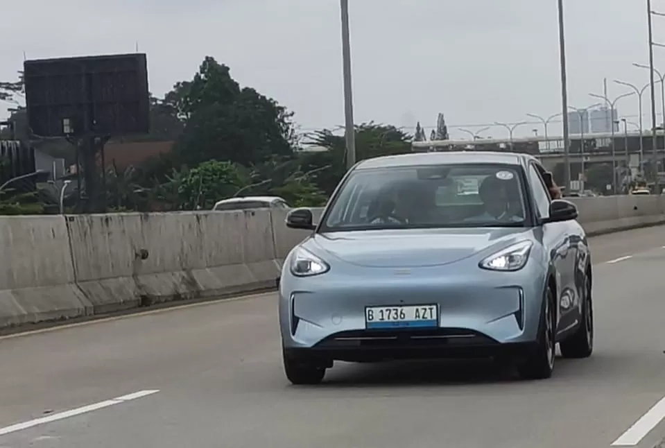 Dari Jakarta ke Cibodas, Geely EX2 Tunjukkan Karakter Asli Mobil Listrik Urban