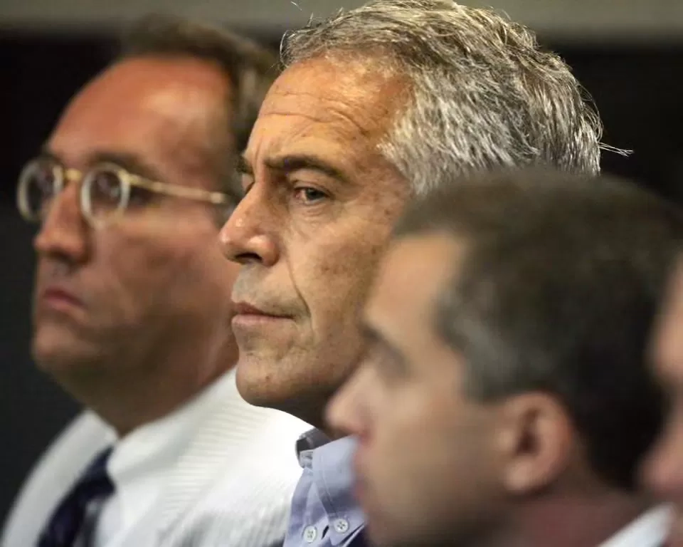 Jejak Koneksi Gelap Epstein: Bagaimana Kejahatan Jeffrey Epstein Dinormalisasi oleh Elit Global?
