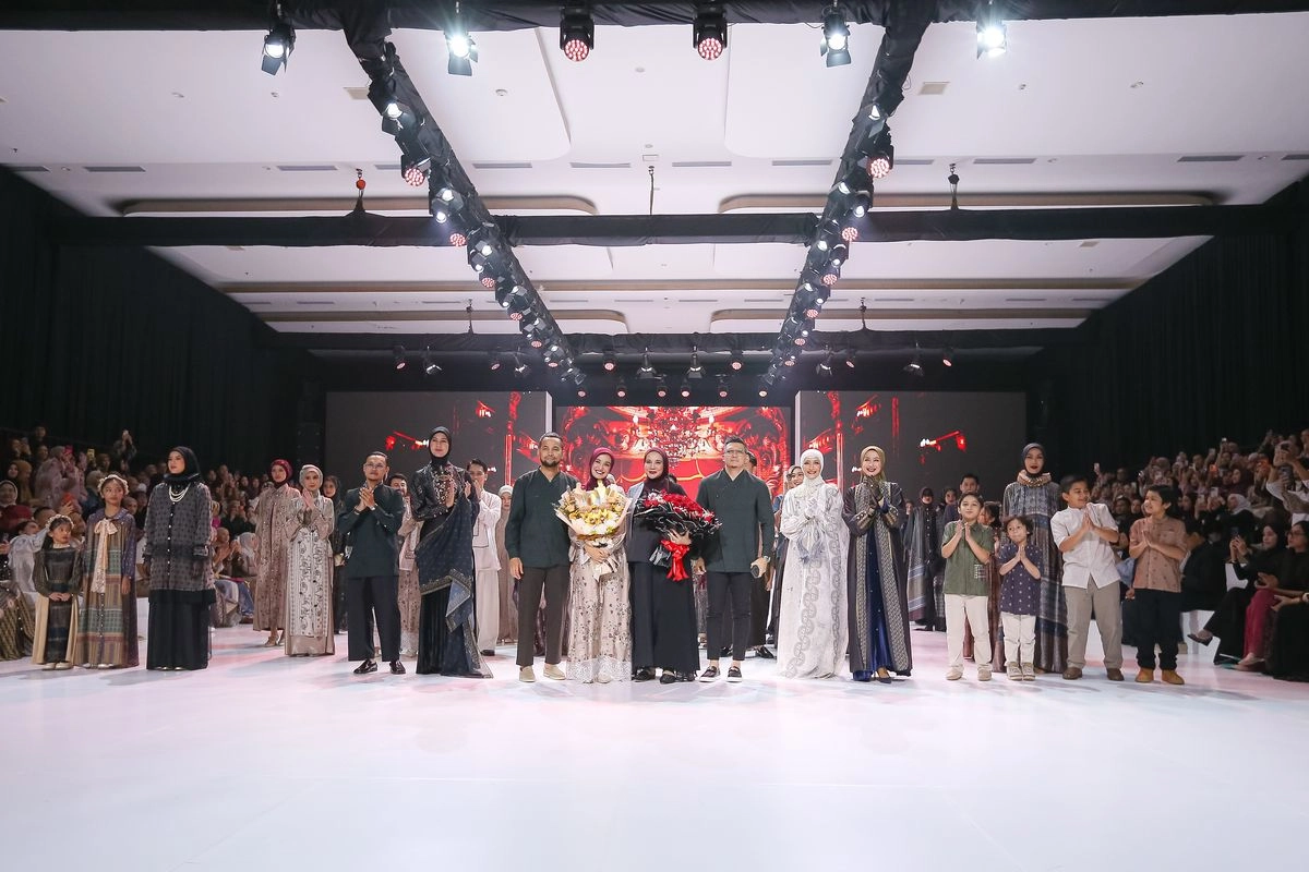 Sambut Ramadhan, Zaskia dan Shireen Sungkar Luncurkan Koleksi Busana