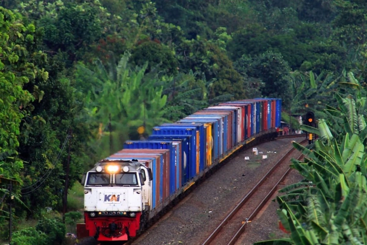 Sepanjang Januari 2026, KAI Angkut 983.036 Ton Barang Non Batu Bara