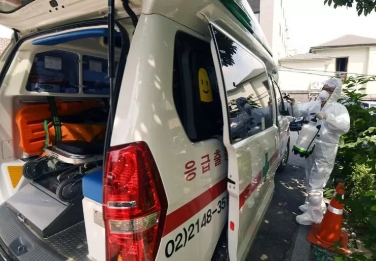 Seorang Ibu di Korea Selatan Melahirkan di Ambulan Setelah Ditolak 7 Rumah Sakit