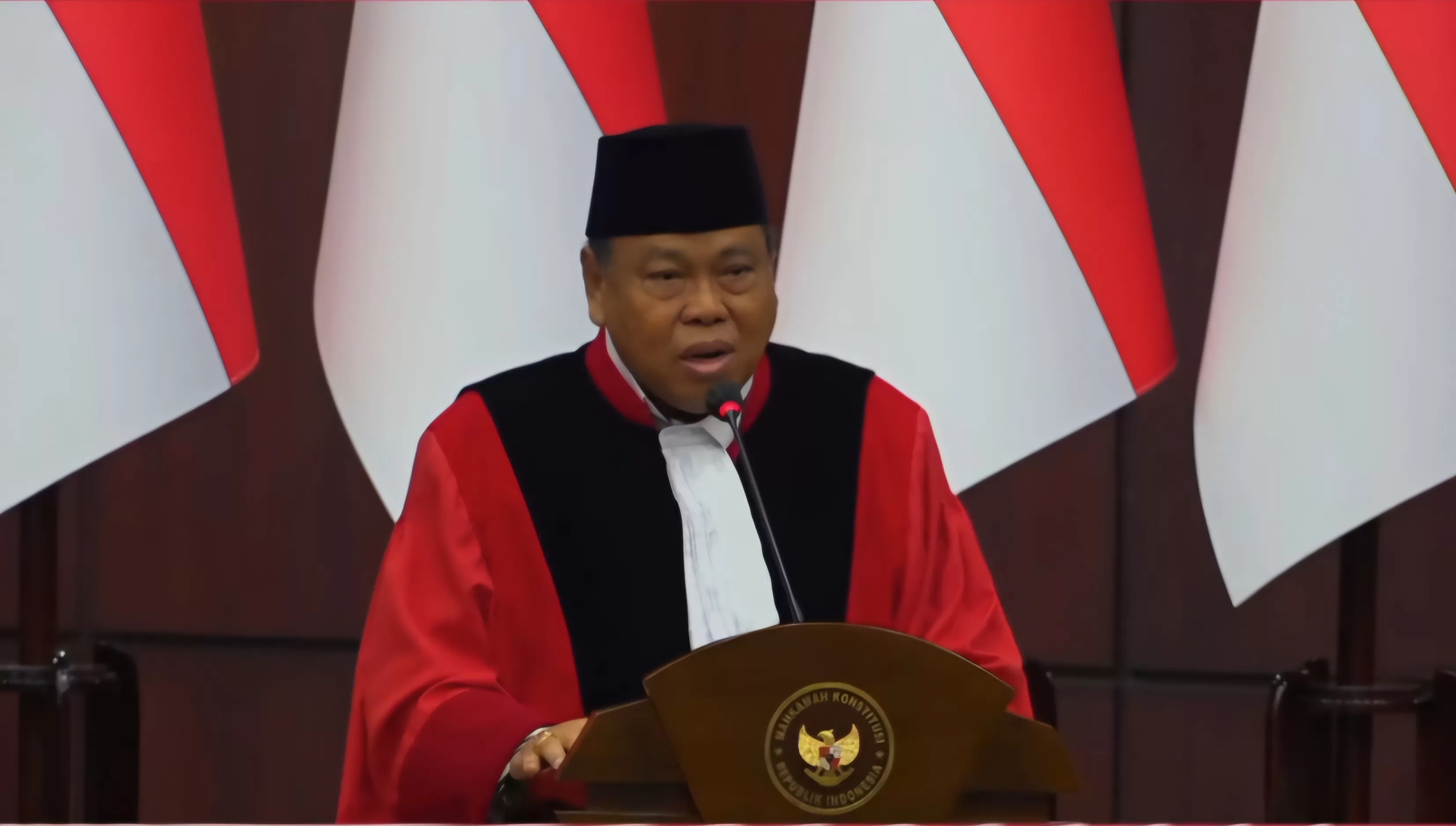 Arief Hidayat Resmi Pensiun dari Hakim MK, Seloroh Cucunya Lahir di Solo Biar Bisa jadi Presiden atau Wapres