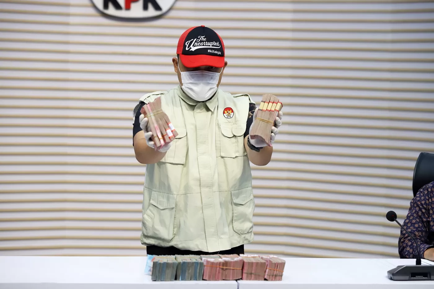 OTT KPK di Banjarmasin Terkait Dugaan Penyimpangan Restitusi Pajak